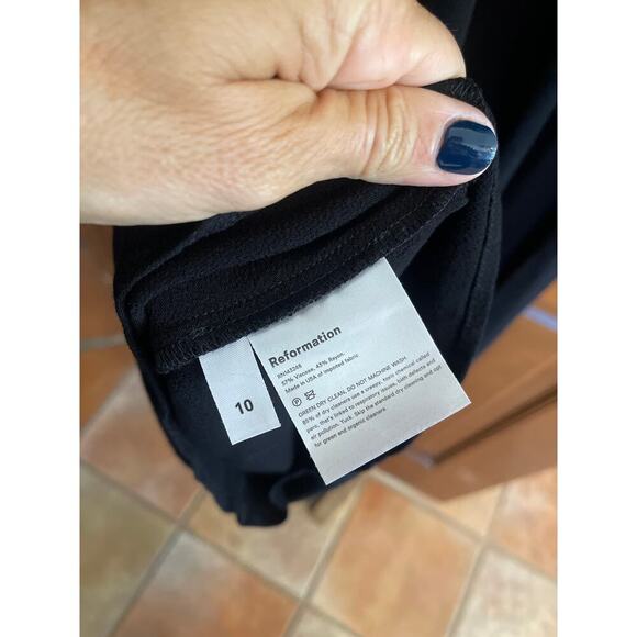 Reformation cropped ankle wide leg jumpsuit size 10 - Picture 6 of 7